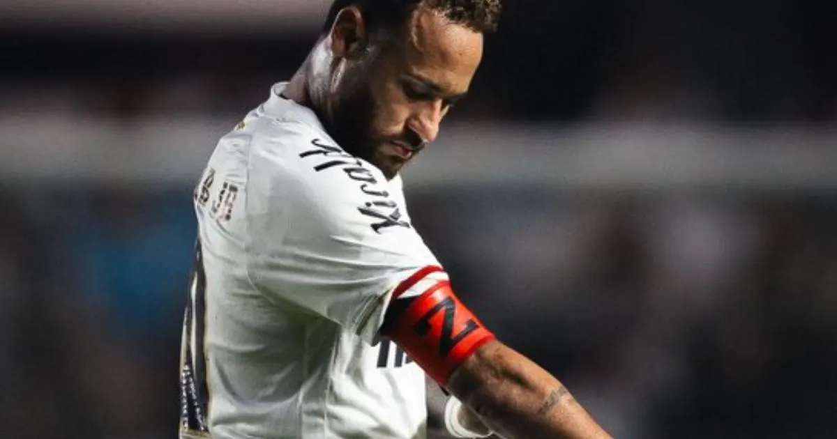 نيمار يصنع التاريخ مع فوز سانتوس على فاسكو 3-0 في الدوري البرازيلي الدرجة الأولى