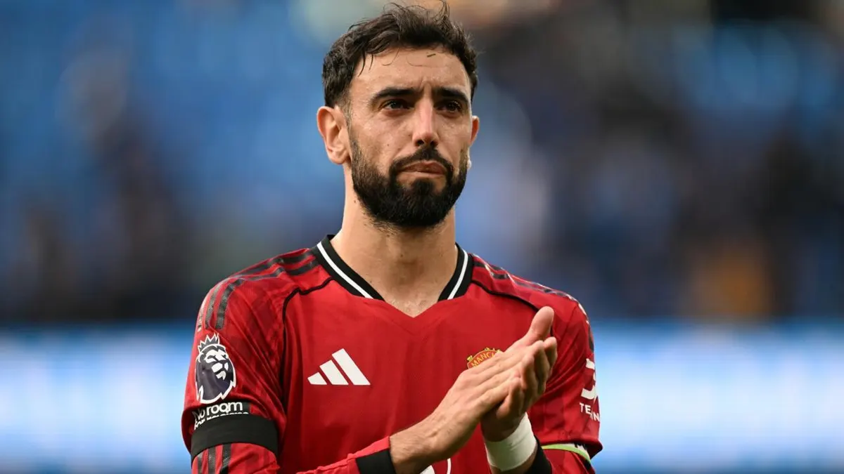 مانشستر يونايتد سيرفض العروض المقدمة لبرونو فرنانديز قبل الموعد النهائي