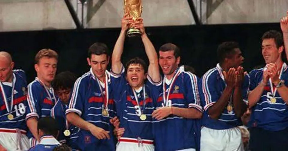 السنغال تعيّن باتريك فييرا مدربًا جديدًا بعد رحيل تياو
