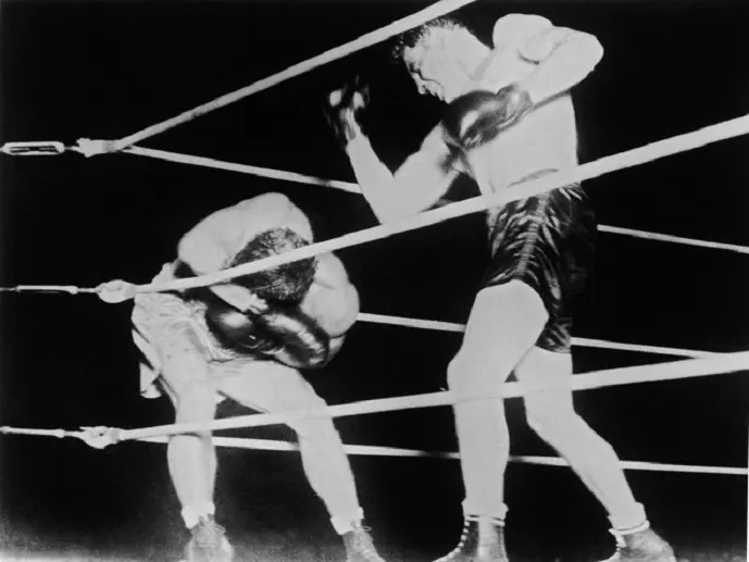 في الذاكرة: ماكس باير يوقف فرانكي كامبل في نزال ساحل المحيط الهادئ عام 1930