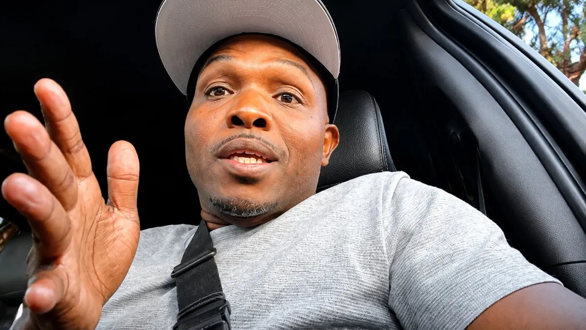 Tim Bradley lie Keyshawn Davis à Zuffa après son refus de défier Haney