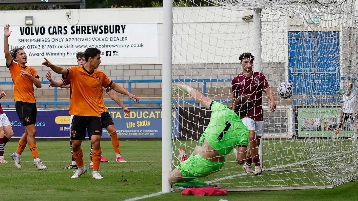 Les U21 de Wolves battent Burnley 2-0 pour l'ouverture de la Premier League Cup