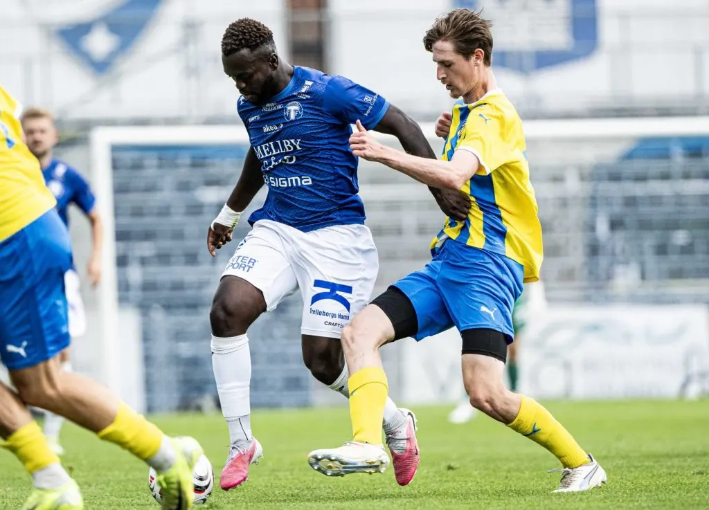 Kofi Fosuhene Asare marque, mais le leader d’Ettan Södra s’incline 2-1