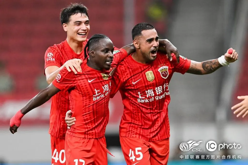 ثنائية برينس أمبيم تقود Shanghai Port للفوز على Wuhan 3-2