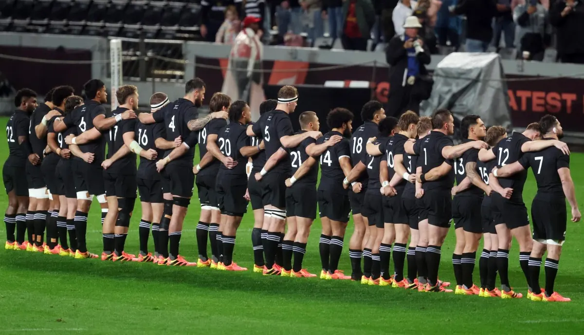 هاينيكي ماير يزعم افتقار الـ All Blacks للعمق أمام الـ Springboks