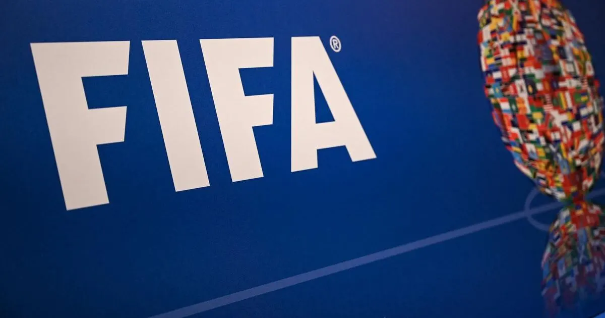 فيفا تقيل مدير العمليات كيفن لامور بعد انتقاده خطة إنفانتينو