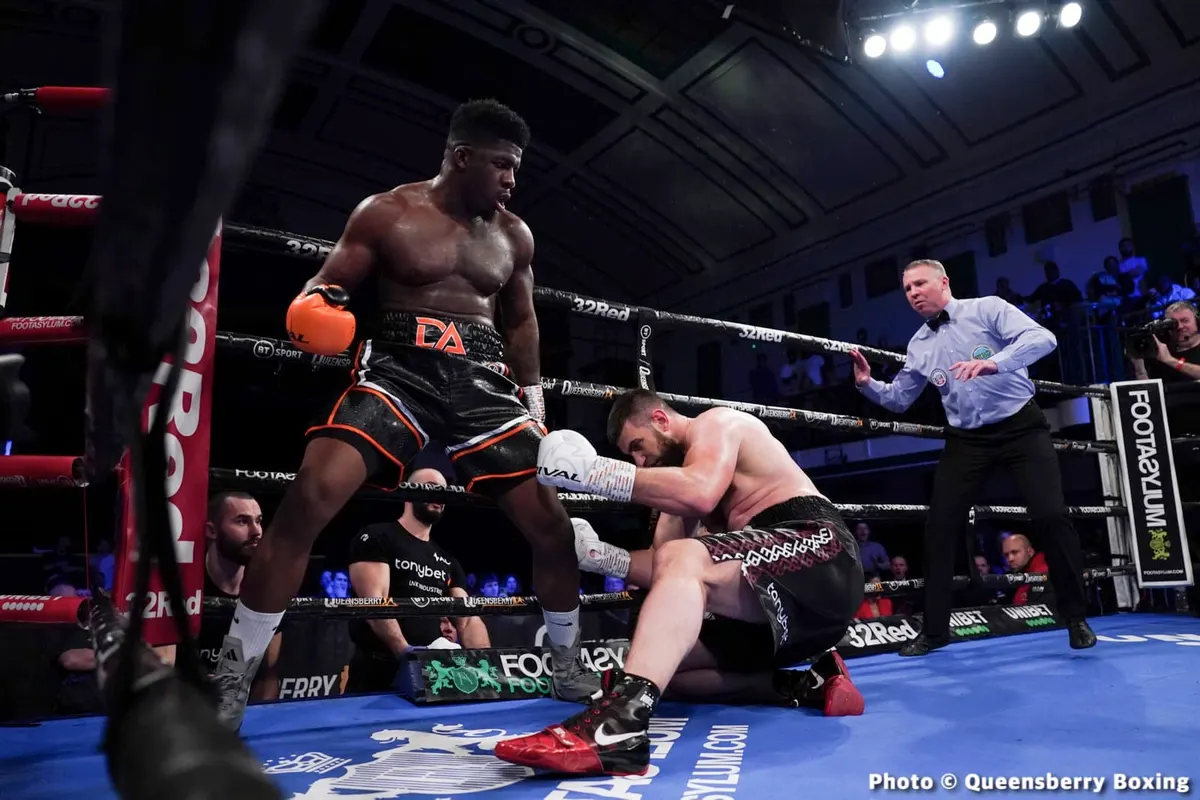 David Adeleye devrait offrir à Matchroom une option nationale chez les poids lourds