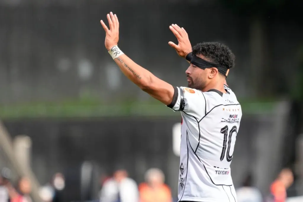 Mo’unga starts at 10 as All Blacks chase SA sweep after 33-16 win