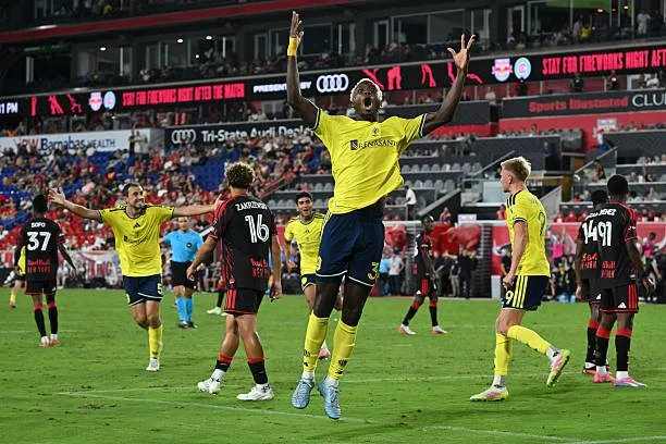 الدوري الأمريكي لكرة القدم 2026: رأسية ووليدزي تمنح ناشفيل الفوز 1-0 على ريد بولز