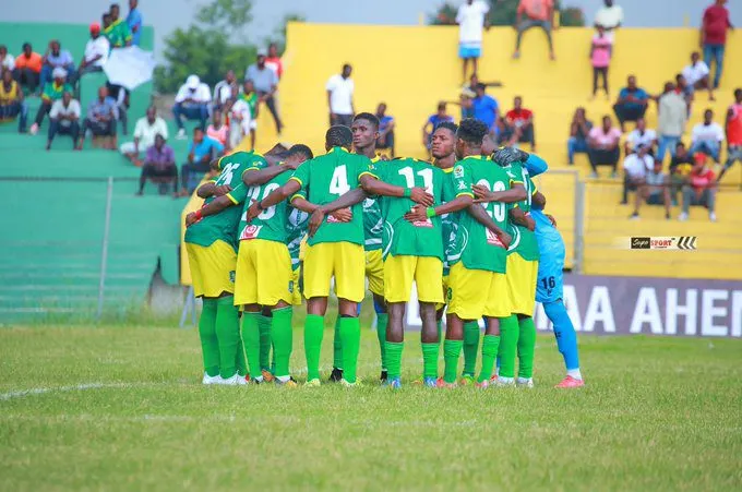 Aduana confronté à l’incertitude concernant son stade alors que la GFA homologue 14 enceintes de la Ghana Premier League