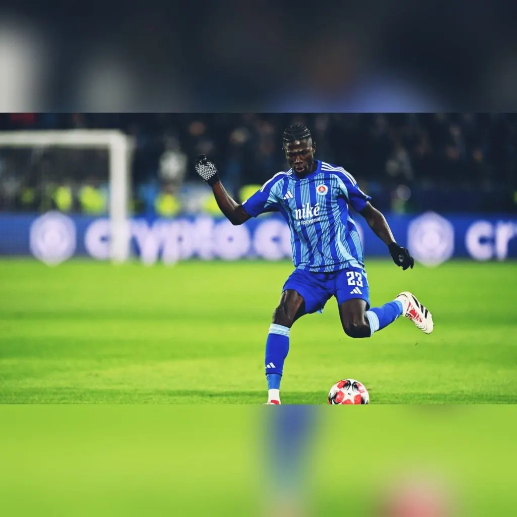 Hapoel Jerusalem sign defender Sharani Zuberu from Slovan Bratislava