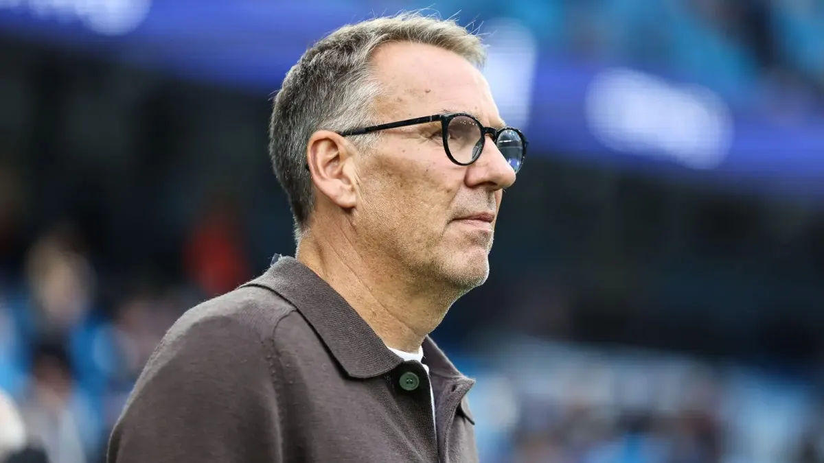 Merson s’interroge sur la signature d’Andrey Santos à Manchester United