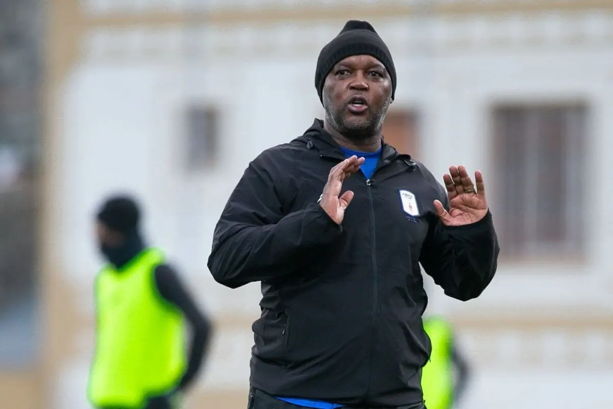 Mosimane appelle à une plus grande présence de joueurs blancs au sein de Bafana Bafana