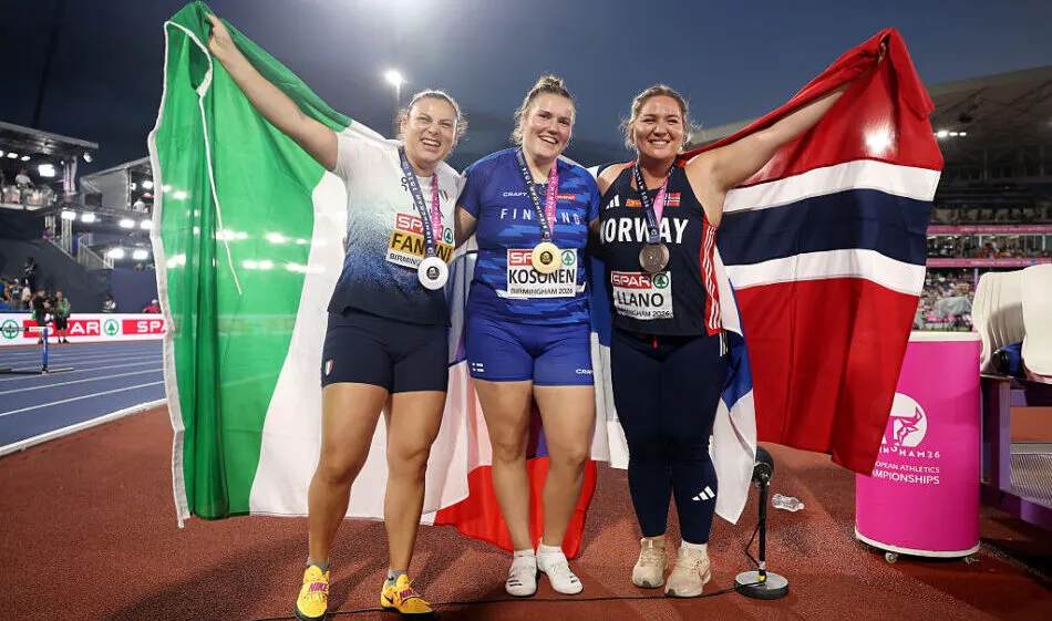 Silja Kosonen décroche l'or au lancer du marteau à Birmingham avec un jet de 76.28m