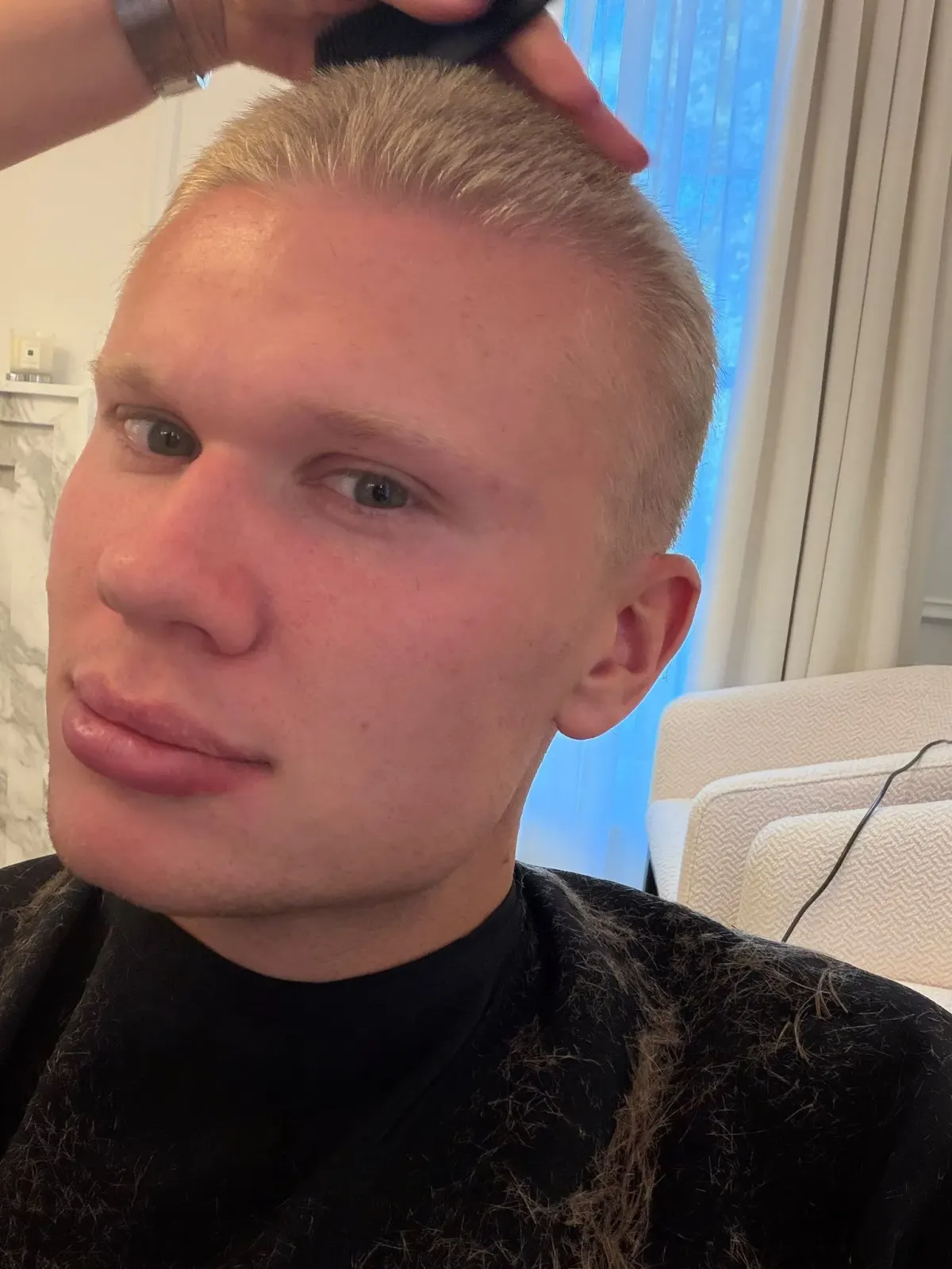 Erling Haaland dévoile une coupe à la tondeuse avant la nouvelle saison de Premier League