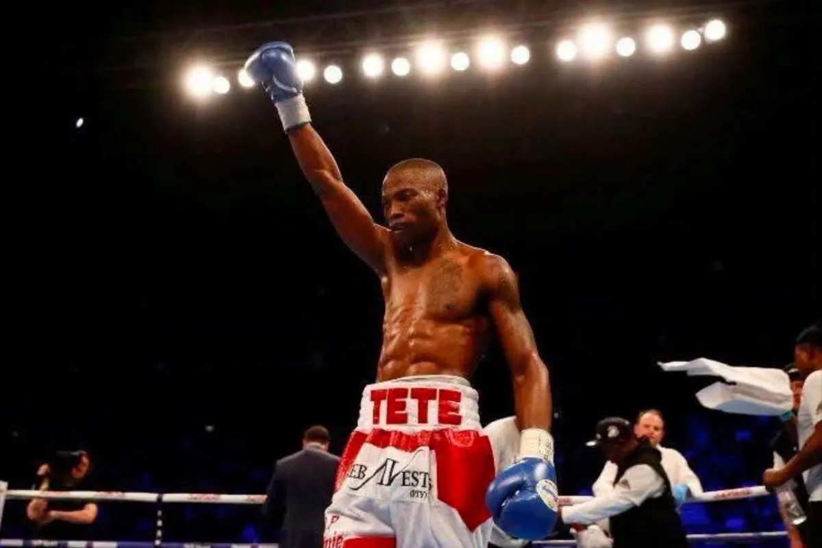 Le champion de boxe Zolani Tete abattu devant son domicile dans le Cap-Oriental