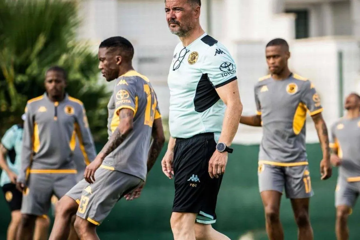 Kaizer Chiefs fixe des objectifs à Da Cruz alors que l’avenir de Ngcobo reste incertain