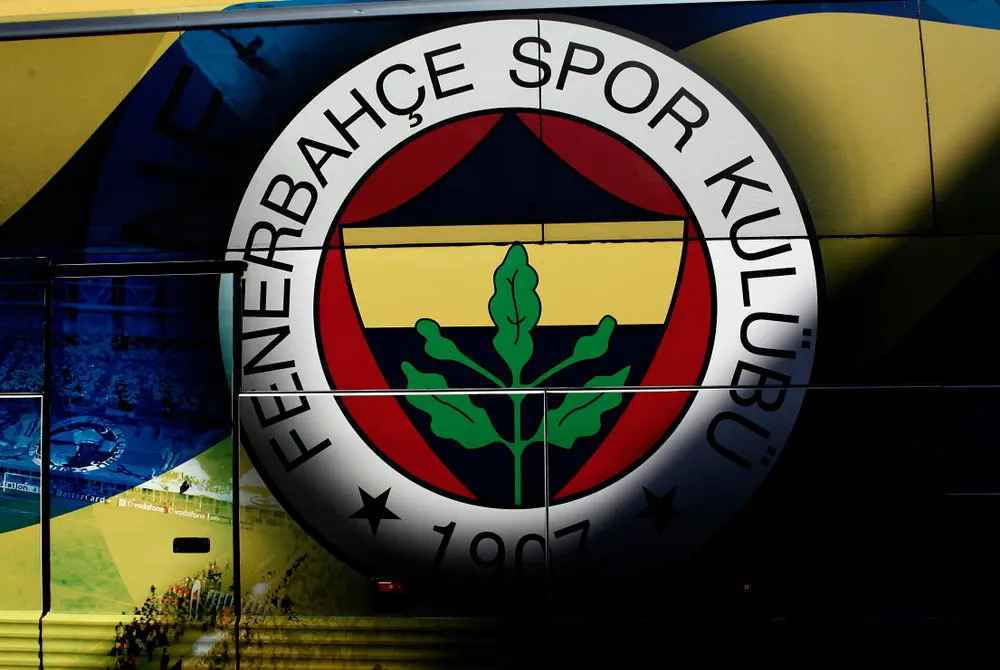 Premier League club makes official bid for Fenerbahce striker