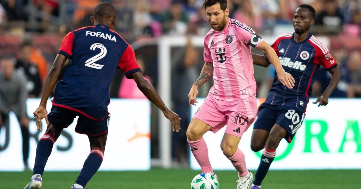 Le triplé de Yusuf éclipse Messi lors de la victoire 3-0 de New England en MLS