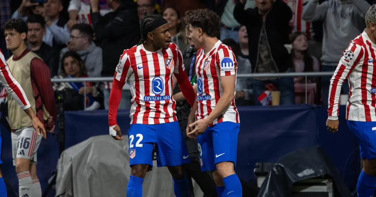 Julian Alvarez apologises to teammates over transfer request