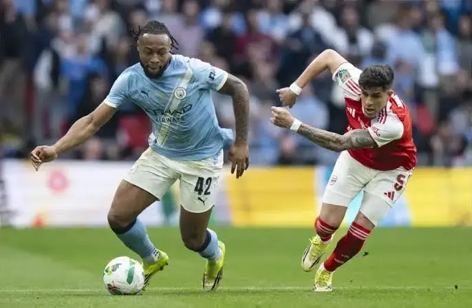 Le Manchester City de Semenyo s’incline 3-0 face à Arsenal dans le Community Shield