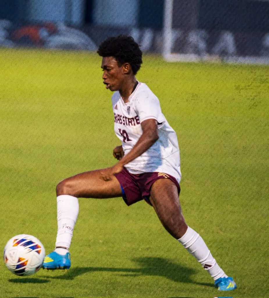 Football NCAA : le doublé d’Helen Alormenu permet à Texas State de battre Baylor 3-1