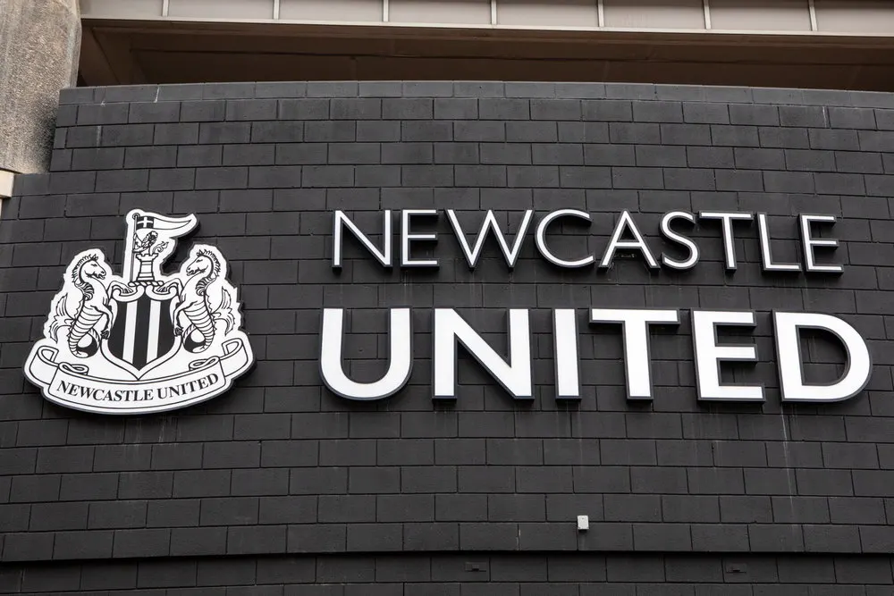 Newcastle doit patienter : Porto refuse la vente de William Gomes