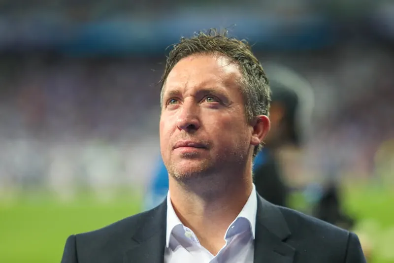 فاولر يرشح أرسنال للفوز بلقب الدوري الإنجليزي الممتاز 2026/27 وهالاند للظفر بالحذاء الذهبي