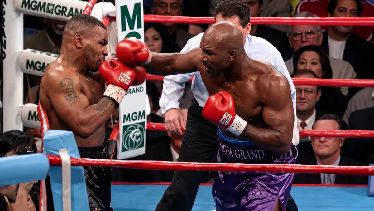 Comment Evander Holyfield a brisé la stratégie d’intimidation de Mike Tyson en 1996